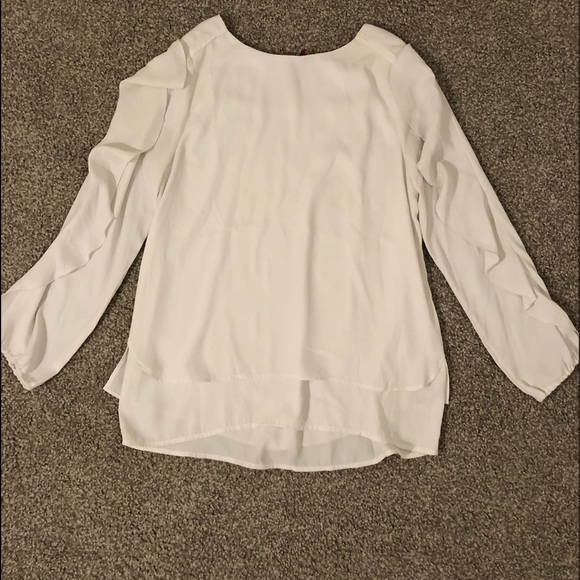 Love Scarlett Tops - Long Sleeve White Ruffle Shirt Women’s Medium